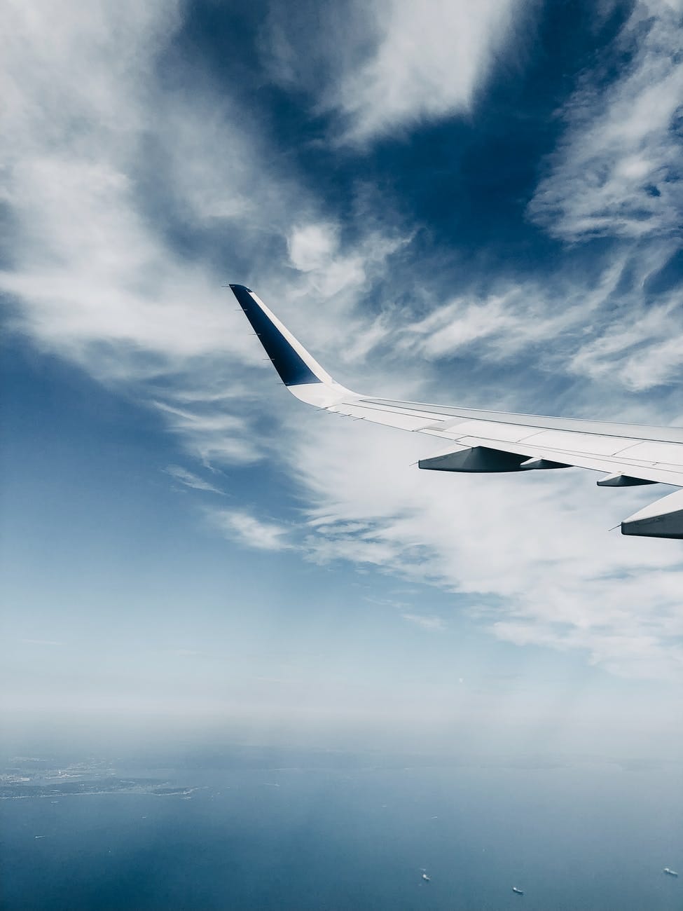 Best time and ways to book cheap flight tickets