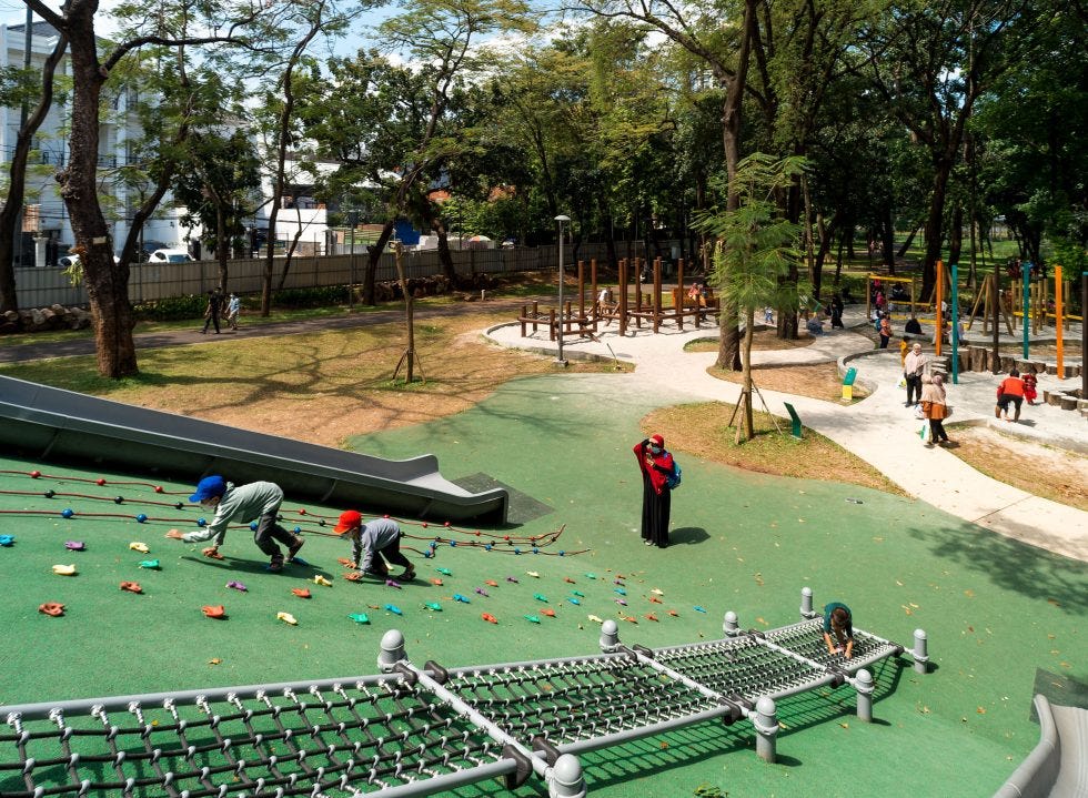 Keeping Jakarta’s Public Parks Open 24 Hours Won’t Stop Youth Violence