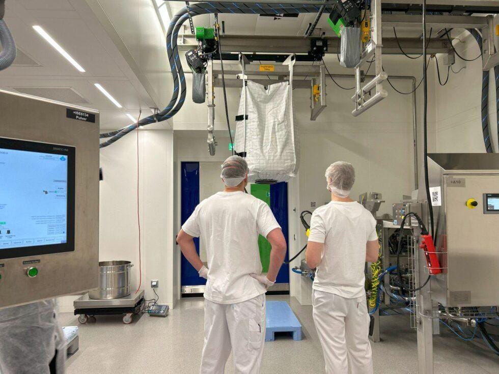 Containment in the manufacturing process