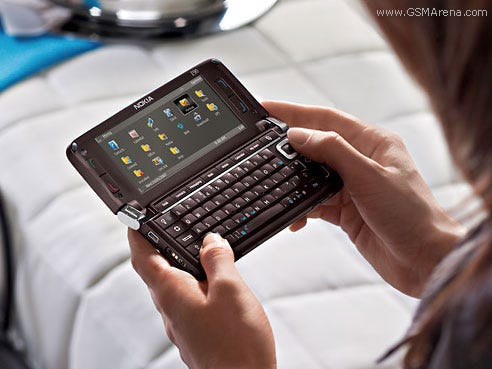 The Gadget We Miss: The Nokia 9000 Communicator | by Richard Baguley |  People & Gadgets | Medium