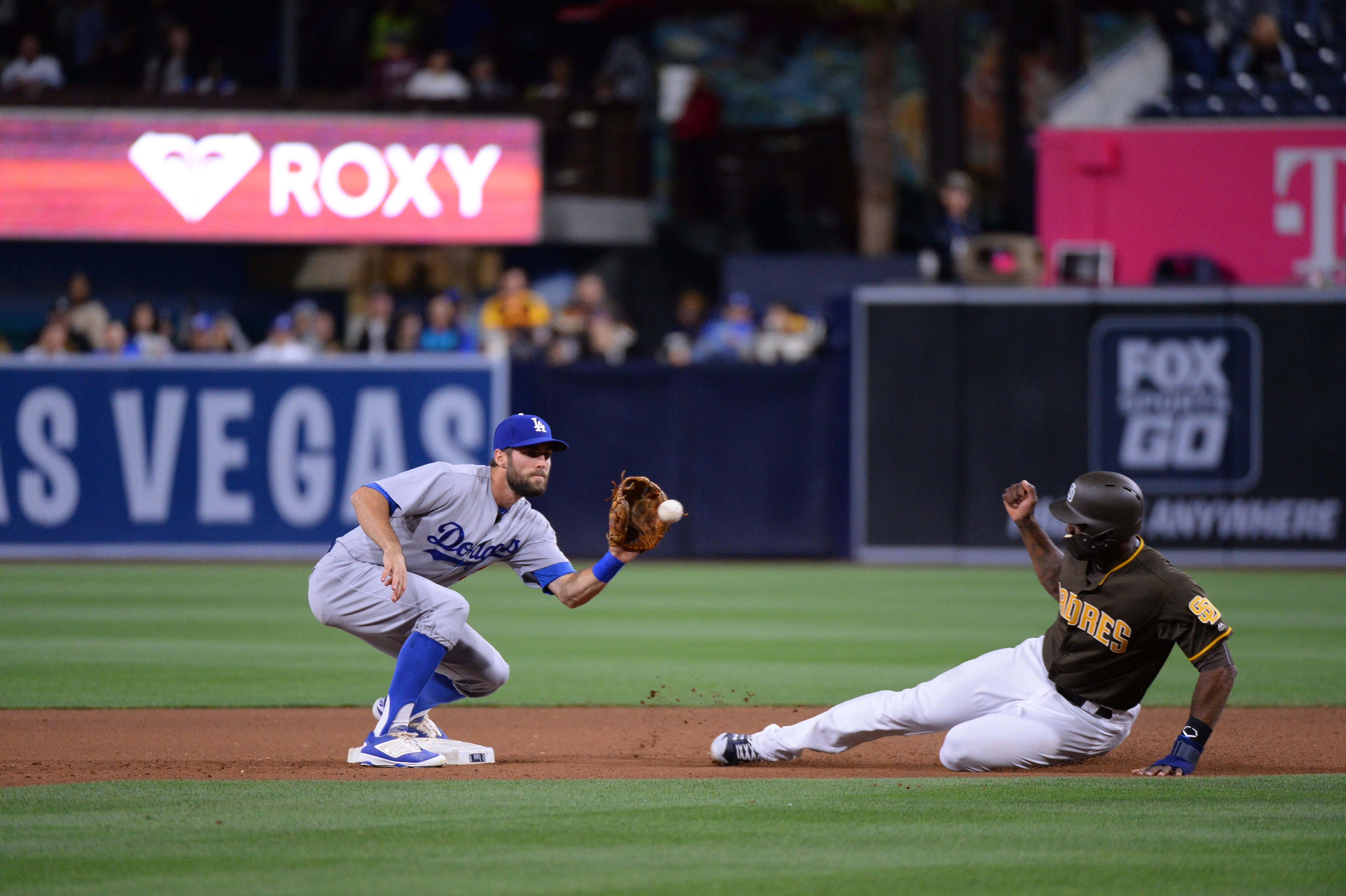 Dodgers' Corey Seager advances MLB's tall shortstop revolution on the World  Series stage