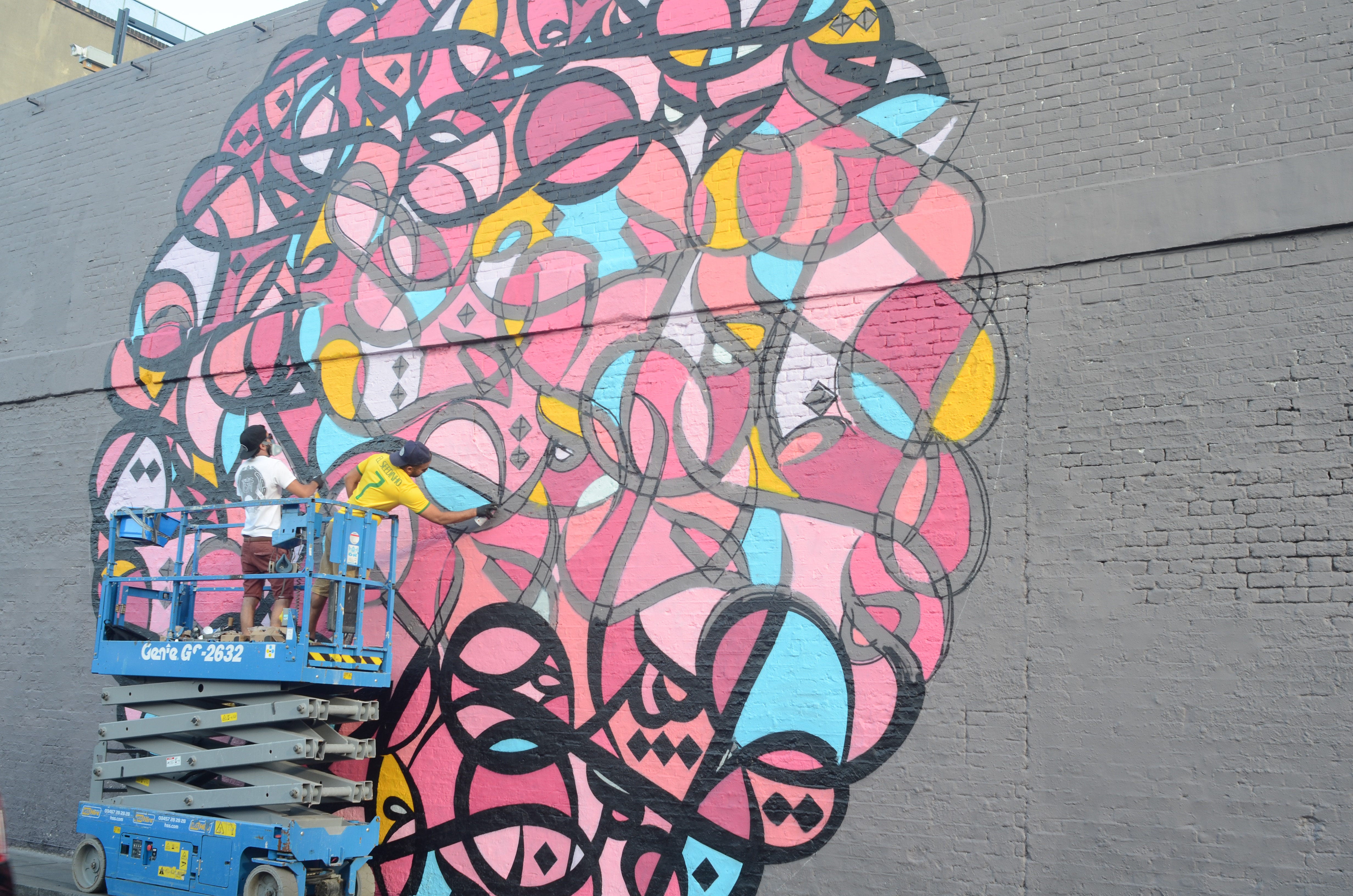 How One Street Artist is Spreading Peace Around the World