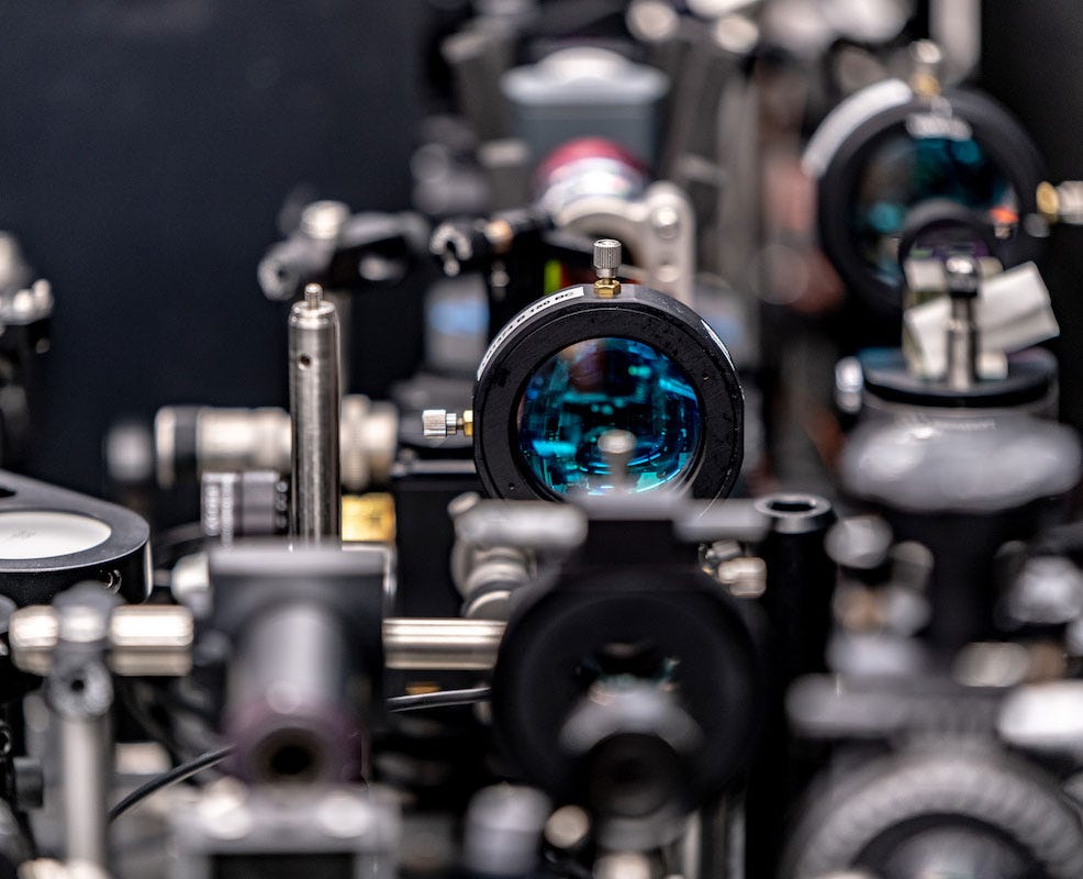 Researchers create an optical ‘transistor’ with incredible ...
