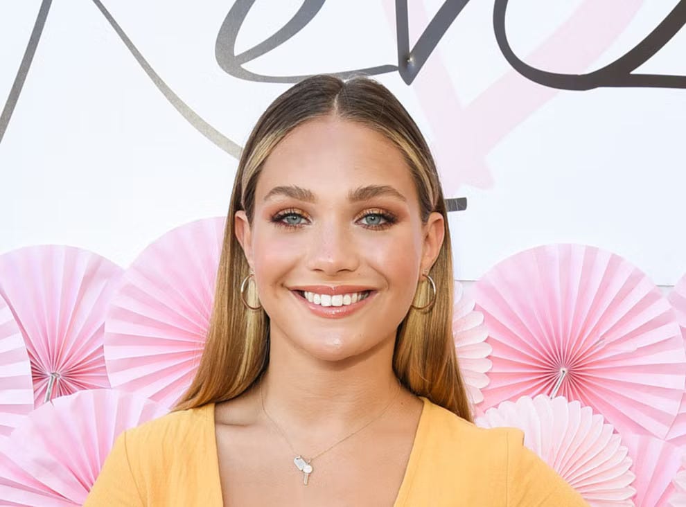 A Glimpse Into The Life Of Michele Gisoni : Maddie Ziegler’s Famous