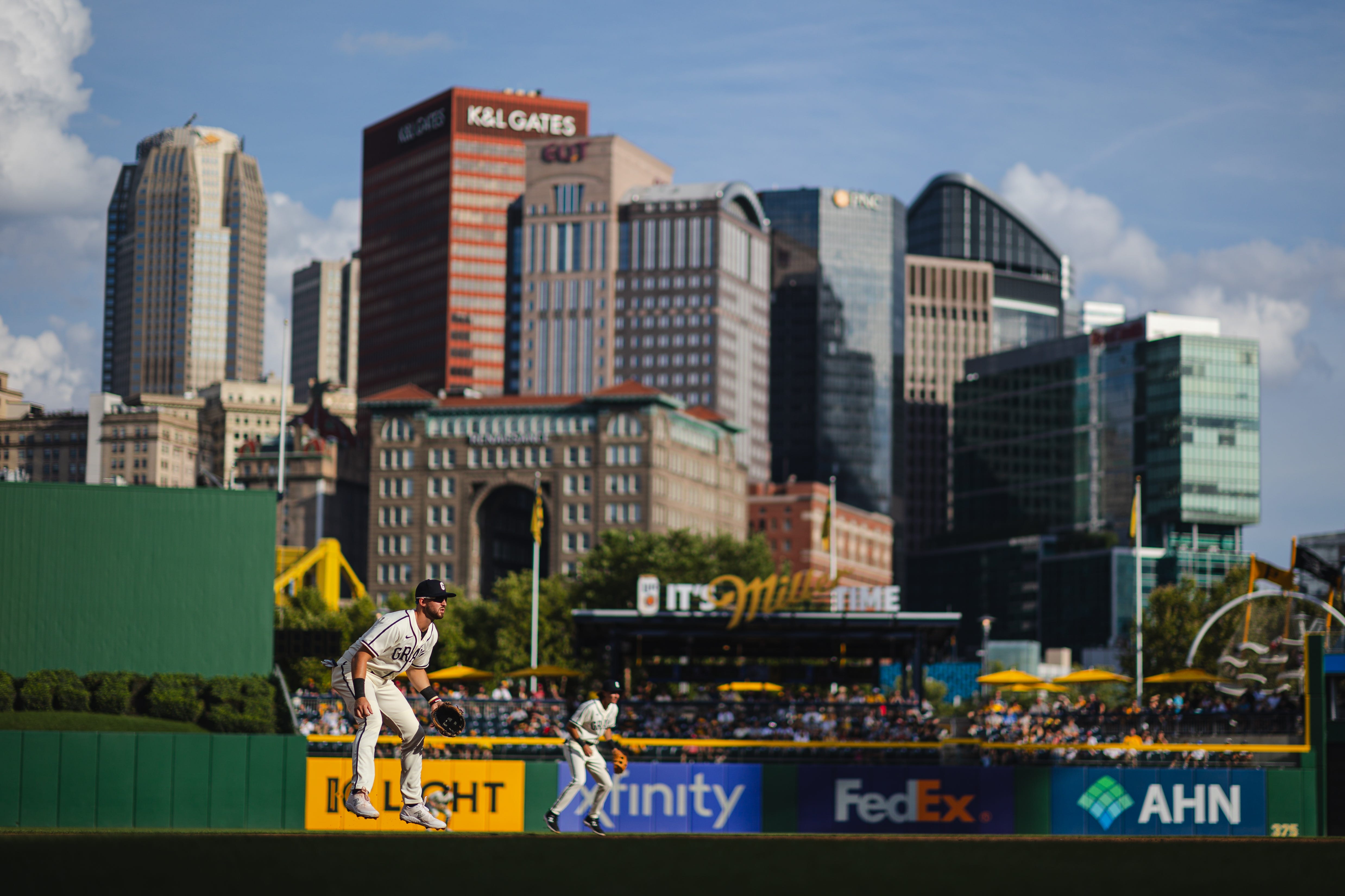 Haley BOOchanan 👻 on X: LOVE these Homestead Grays throwback uniforms the  @pirates are wearing for the African American Heritage Celebration today!   / X