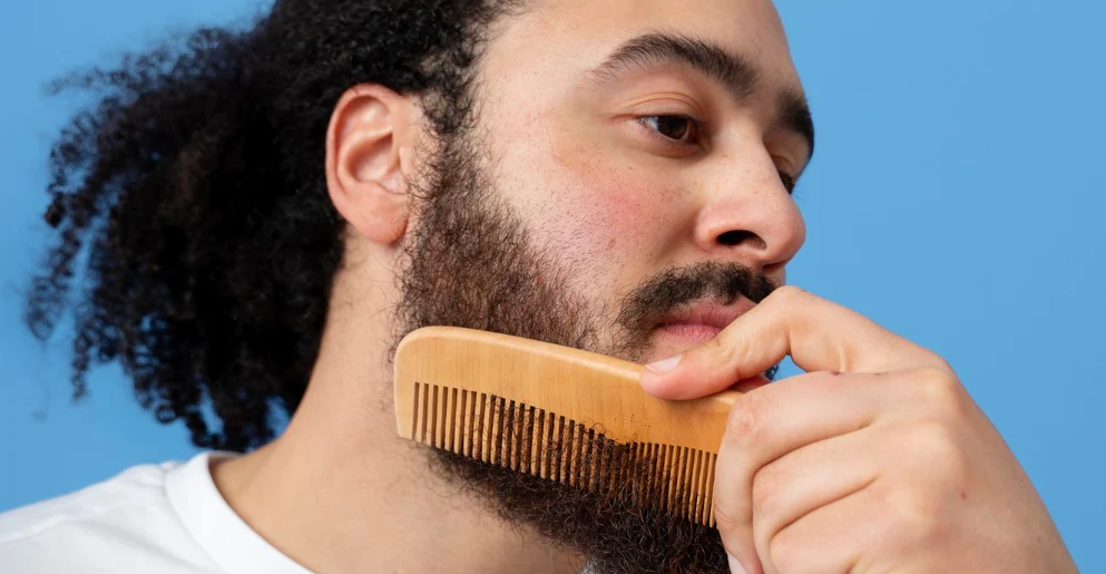 Why Are Beard Combs Made of Wood? The Positive Impact of Nature